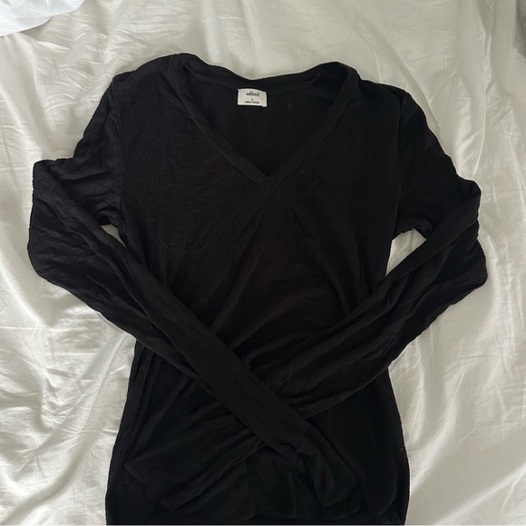 Aritzia Wilfred Black V Neck Long Sleeve Top - Picture 1 of 2